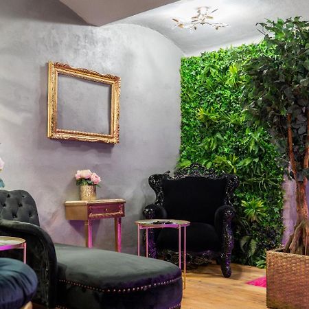 Apartman Trznice Olomouc Buitenkant foto