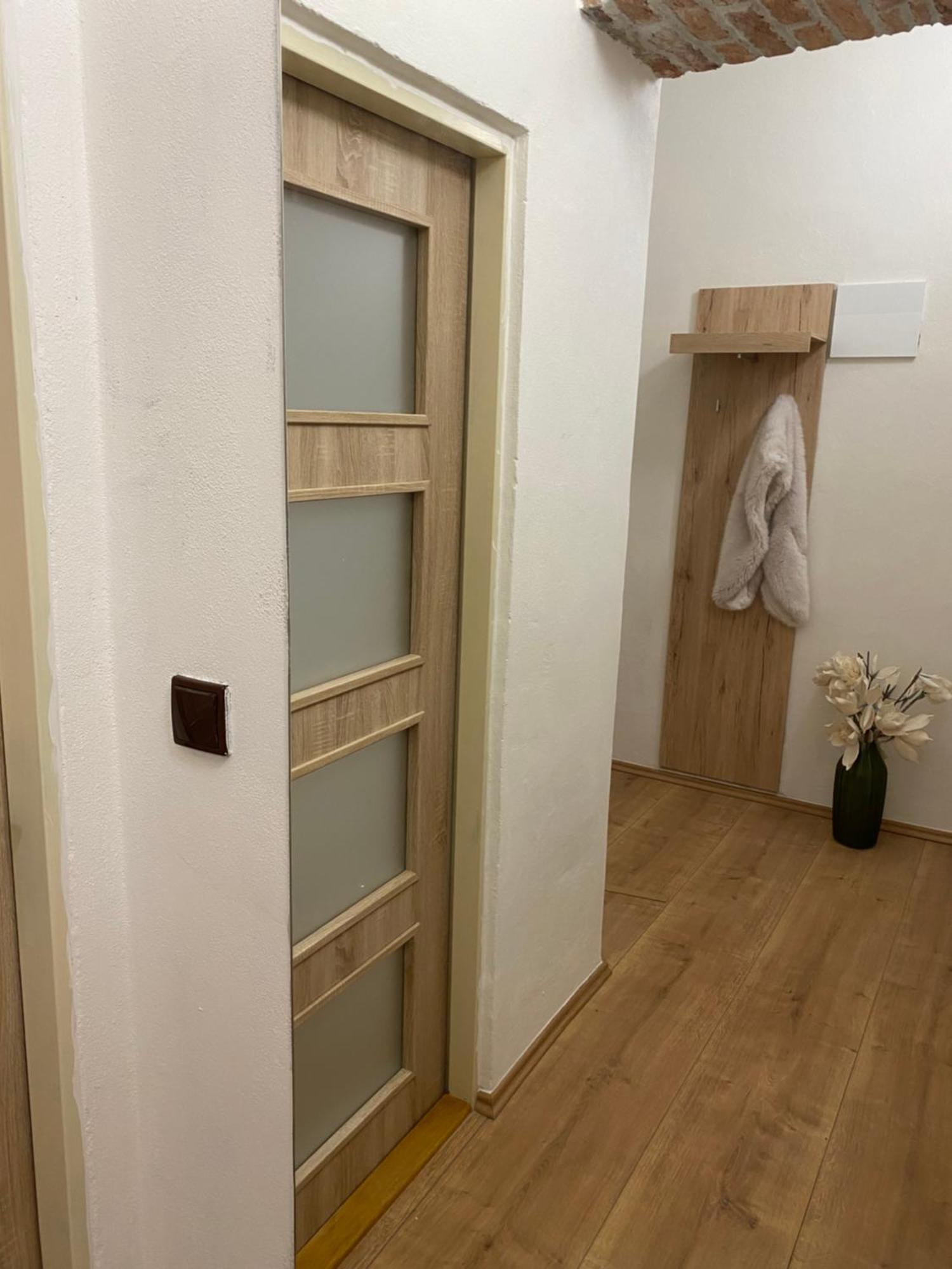 Apartman Trznice Olomouc Buitenkant foto