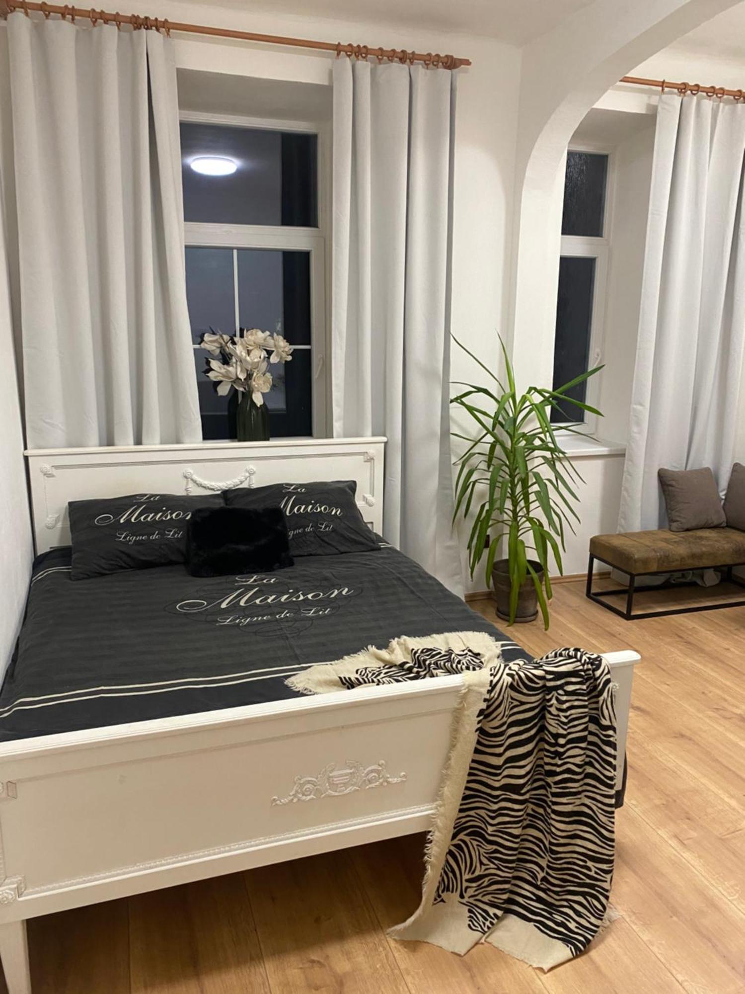 Apartman Trznice Olomouc Buitenkant foto